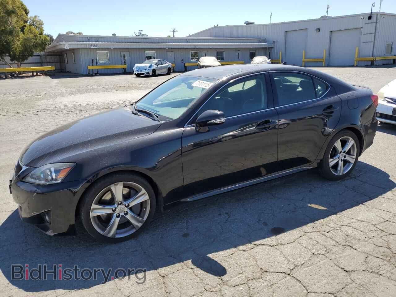 Photo JTHBE5C25C5028533 - LEXUS IS 2012