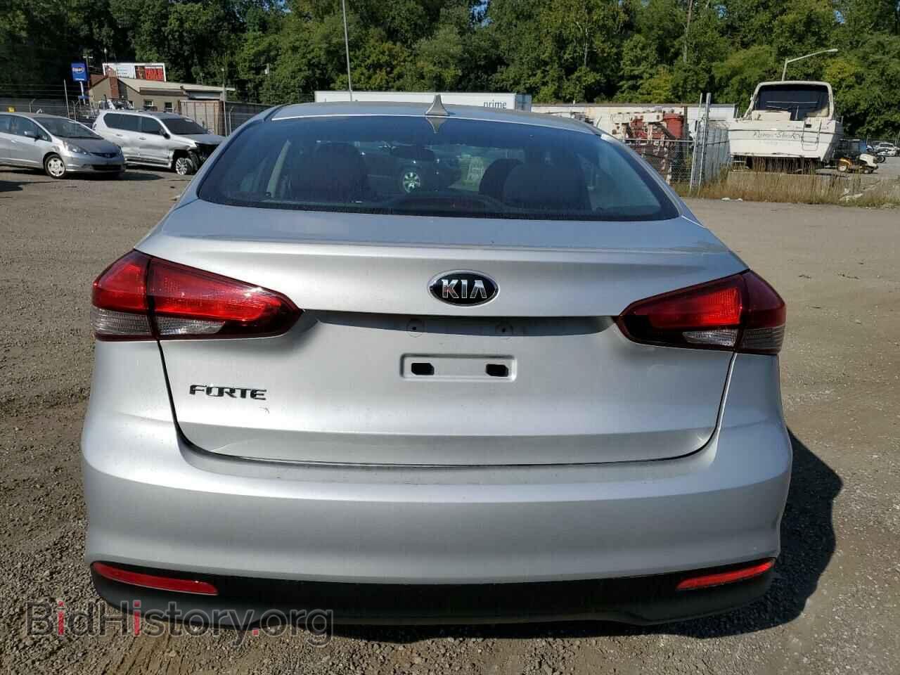 2017 KIA FORTE - VIN: 3KPFK4A73HE100510 - Фото 6