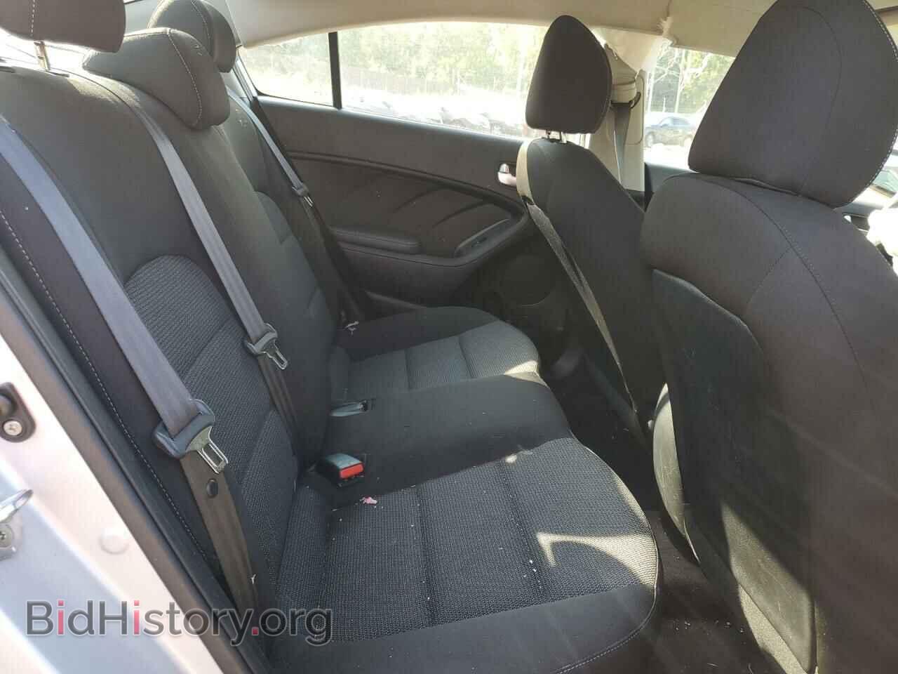 2017 KIA FORTE - VIN: 3KPFK4A73HE100510 - Фото 10