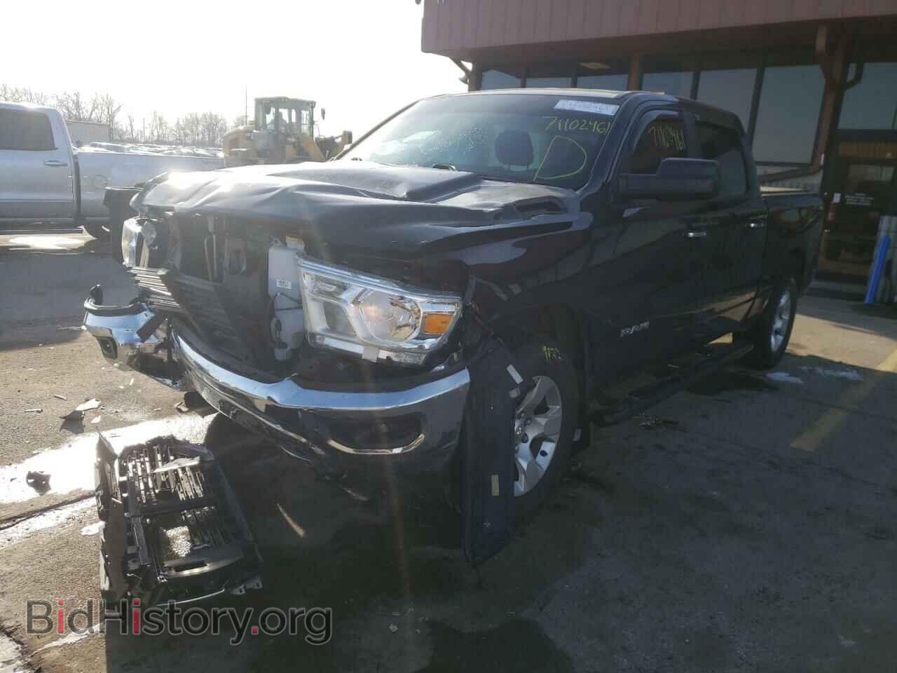 2019 RAM 1500 - VIN: 1C6SRFFT9KN728304 - Фото 2