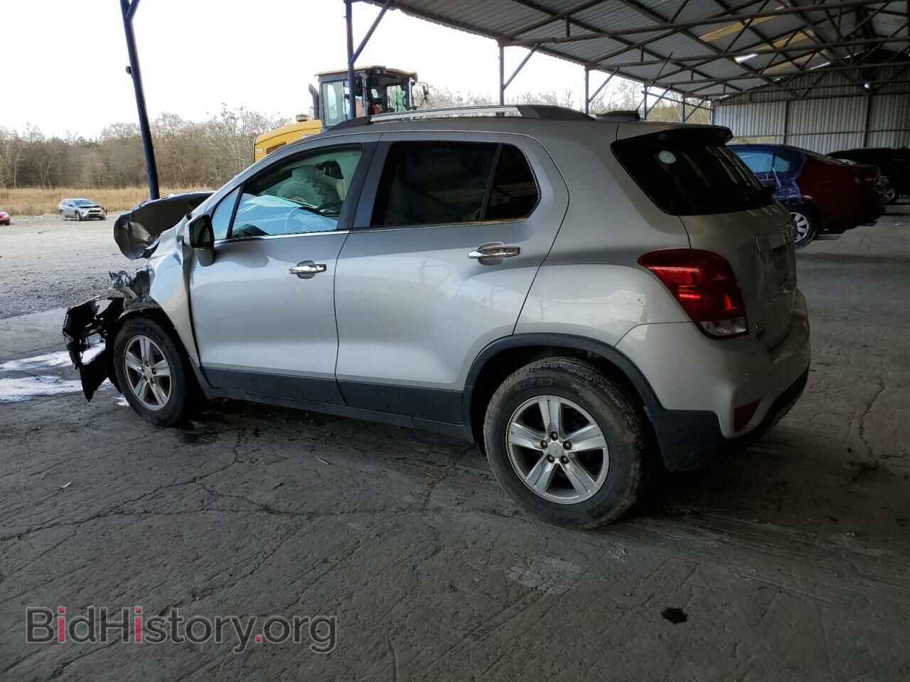 2017 CHEVROLET TRAX - VIN: 3GNCJLSB0HL254145 - Фото 2
