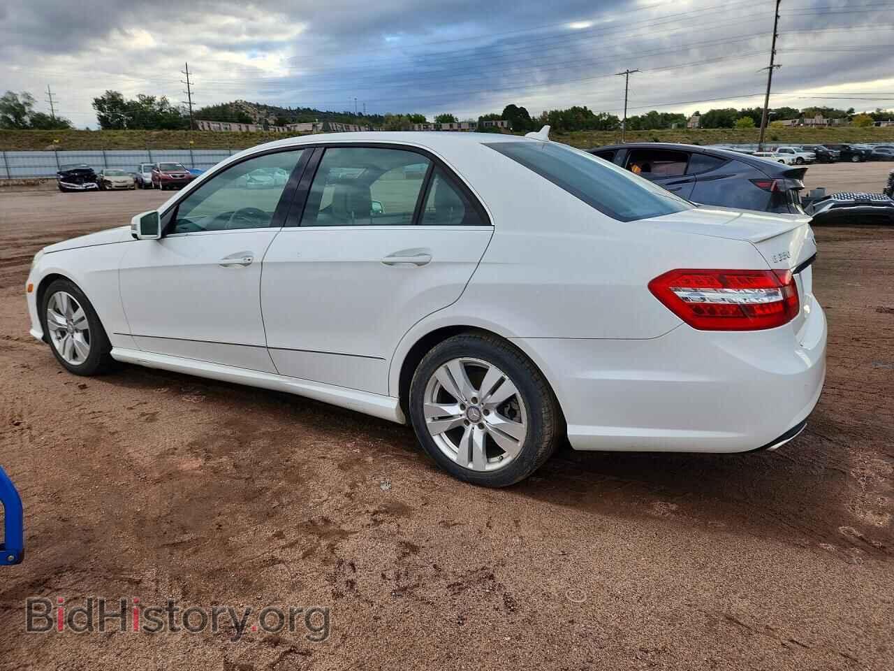 2013 MERCEDES-BENZ E-CLASS - VIN: WDDHF2EB7DA735734 - Photo 2