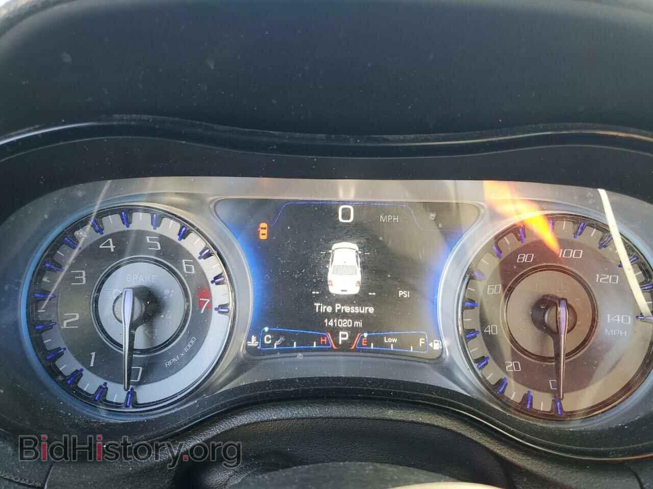 2015 CHRYSLER 300 - VIN: 2C3CCAGG4FH797956 - Фото 9