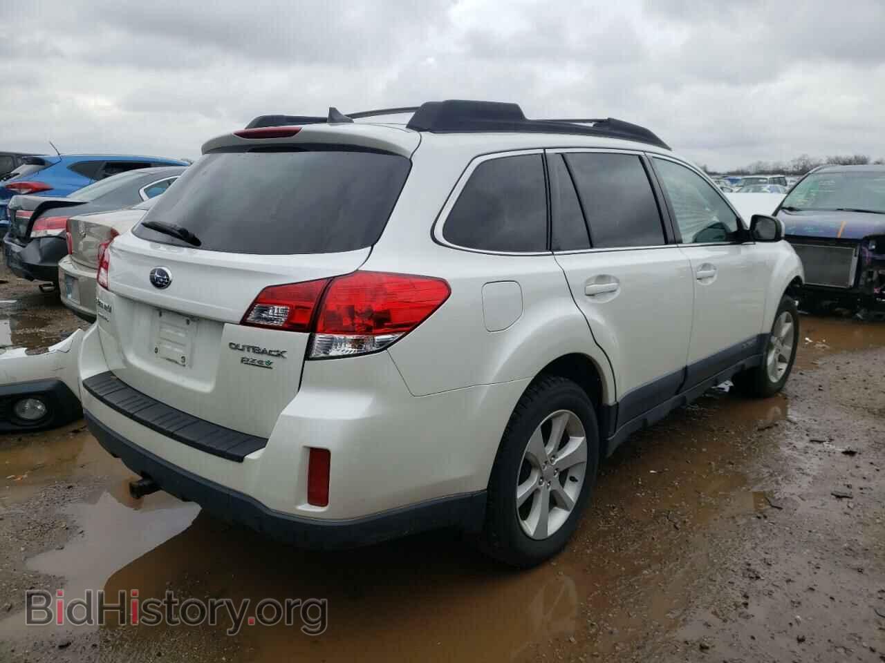 2014 SUBARU OUTBACK - VIN: 4S4BRBCC4E3205516 - Photo 3