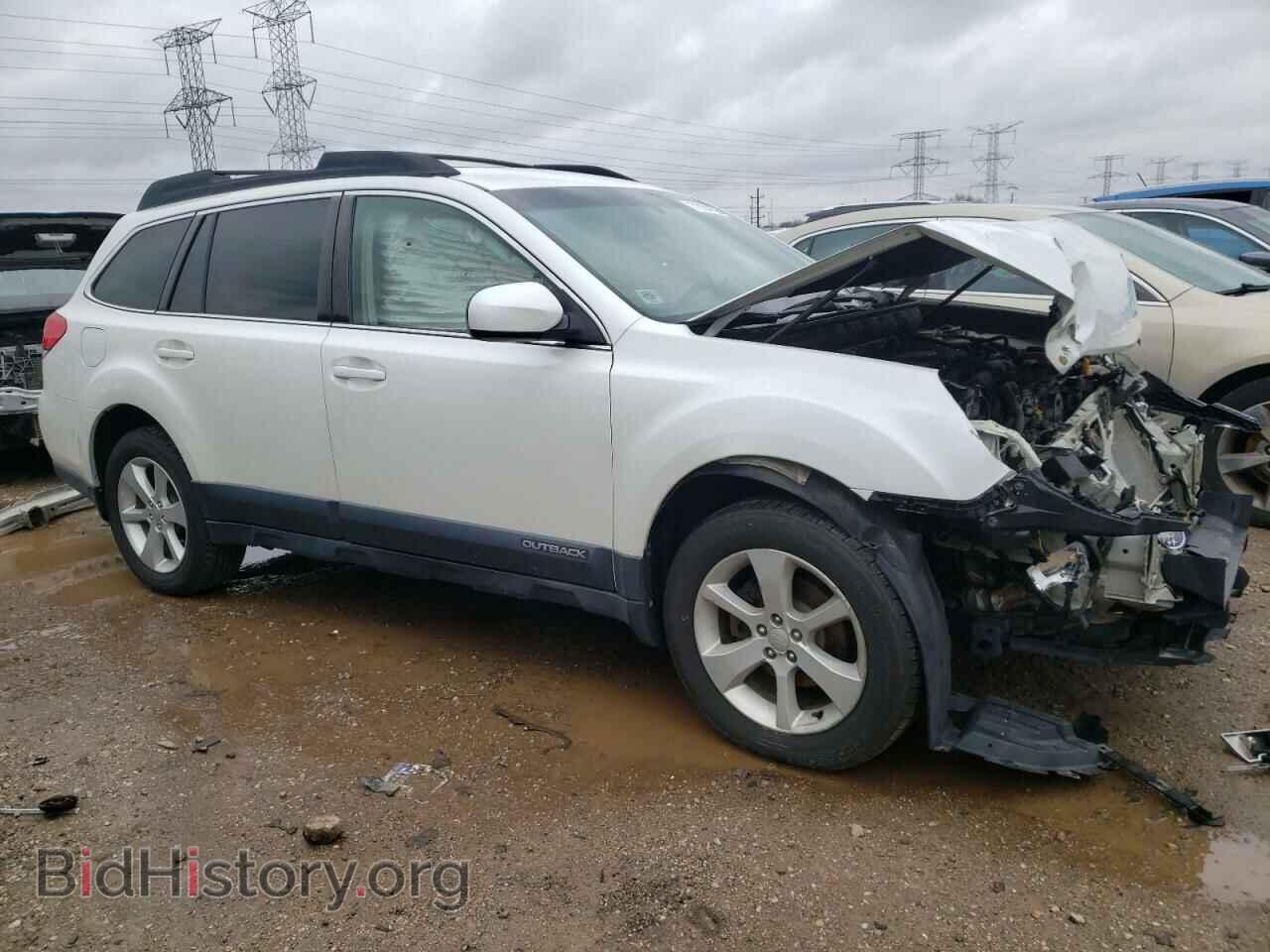 2014 SUBARU OUTBACK - VIN: 4S4BRBCC4E3205516 - Photo 4