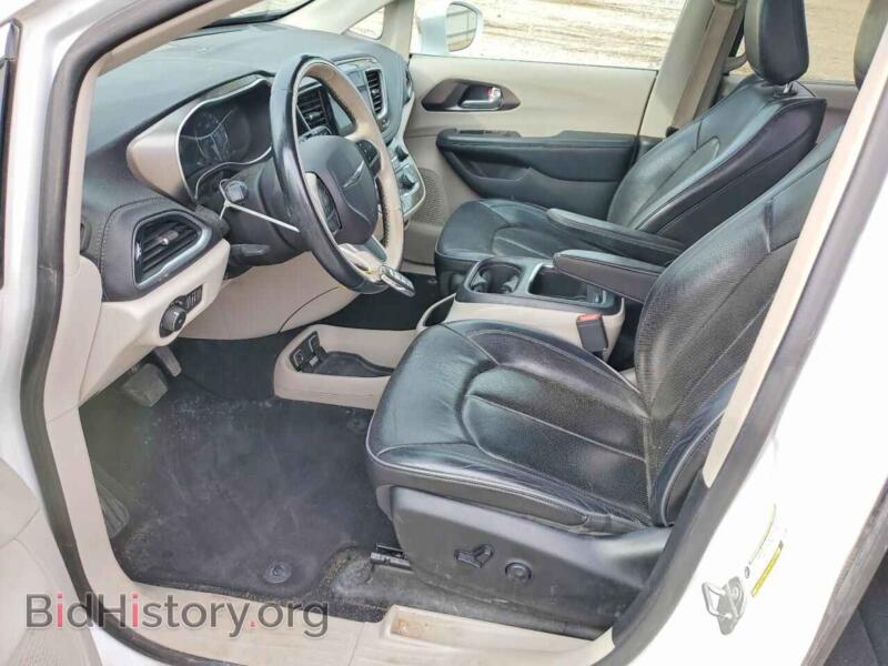 2018 Chrysler PACIFICA (VIN 2C4RC1GG6JR274009) — фото 7 из 13