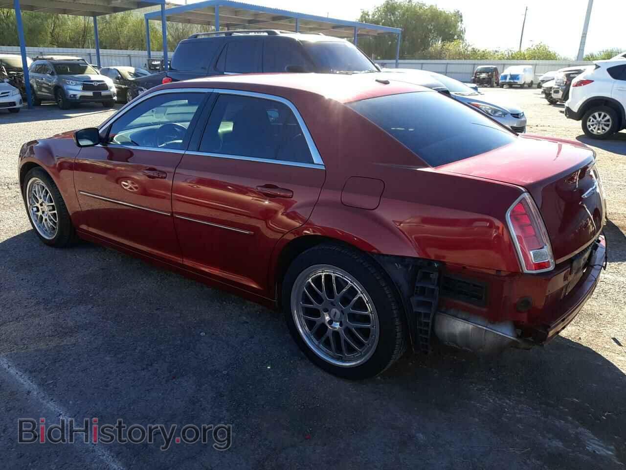 2013 CHRYSLER 300 - VIN: 2C3CCAAG9DH606912 - Фото 2