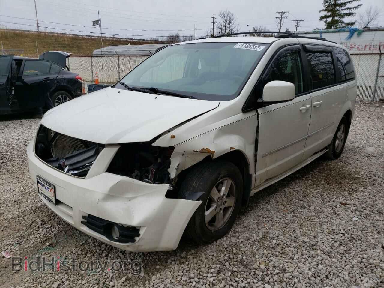 Photo 2D4RN5D1XAR112288 - DODGE CARAVAN 2010