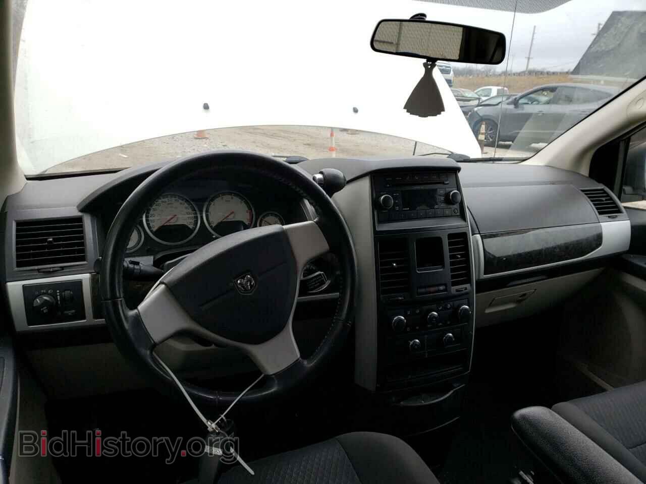 2010 DODGE CARAVAN - VIN: 2D4RN5D1XAR112288 - Фото 8