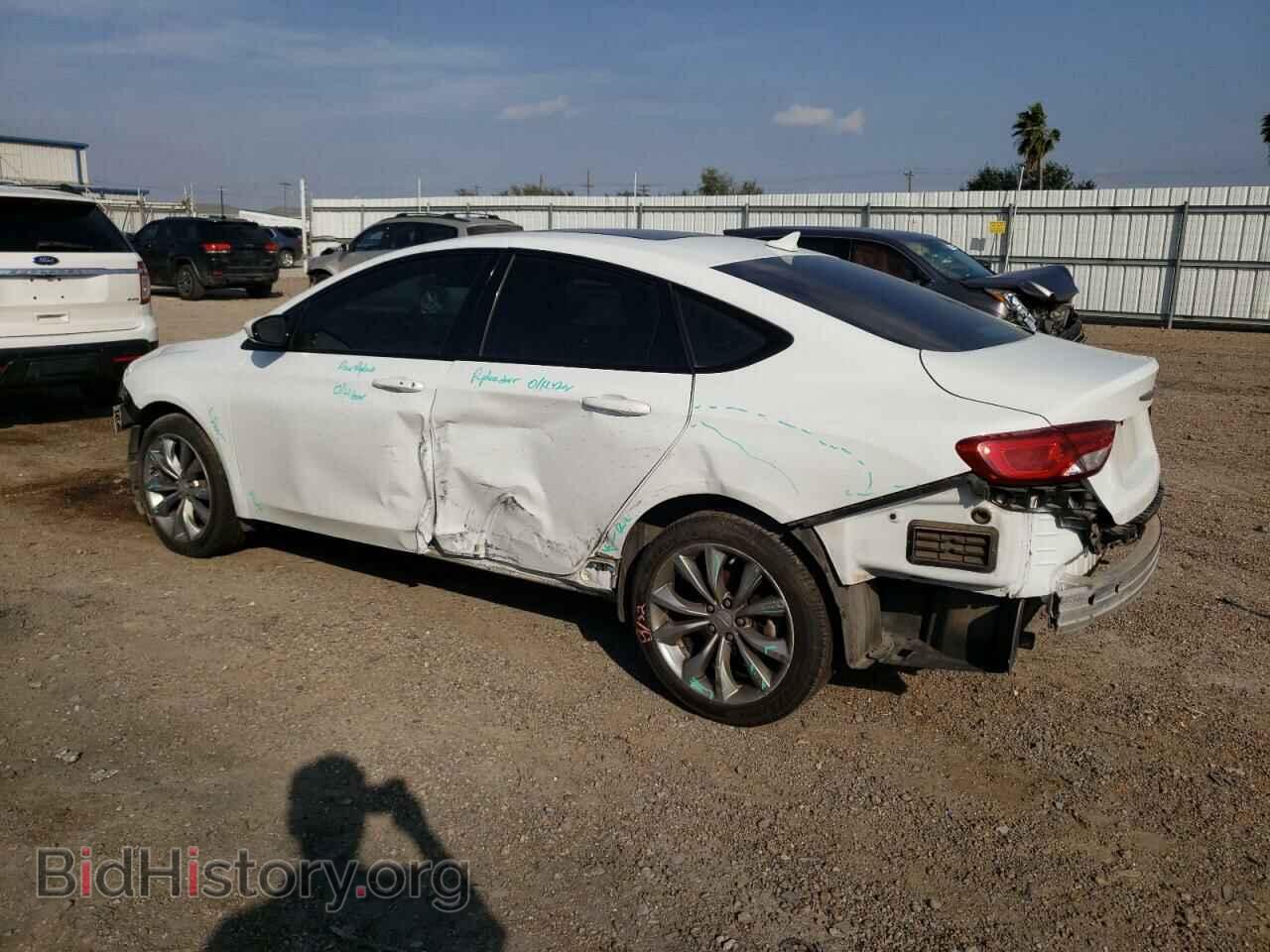 2015 CHRYSLER 200 - VIN: 1C3CCCBB6FN749700 - Фото 2