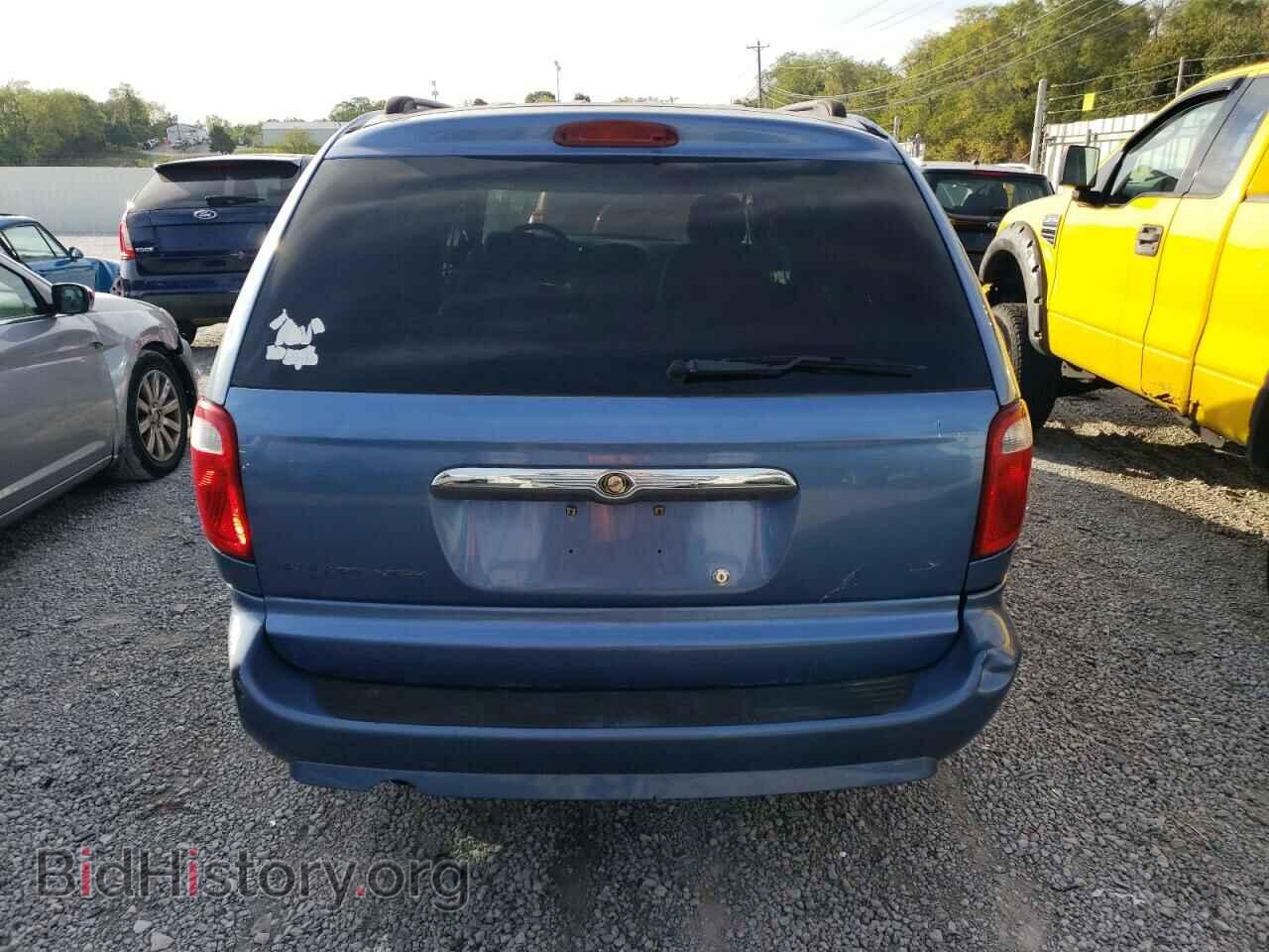 2007 CHRYSLER MINIVAN - VIN: 2A4GP44RX7R341572 - Фото 6