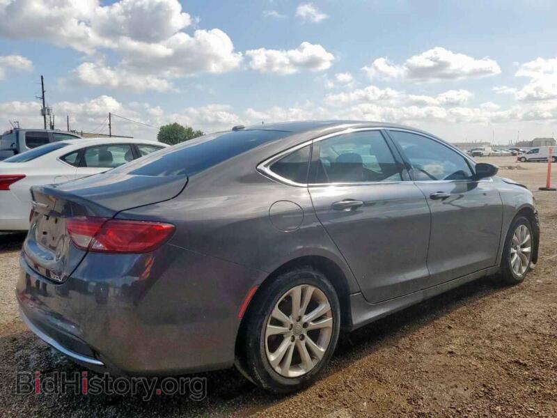 2015 Chrysler 200 (VIN 1C3CCCAB1FN715424) — photo 3 of 12