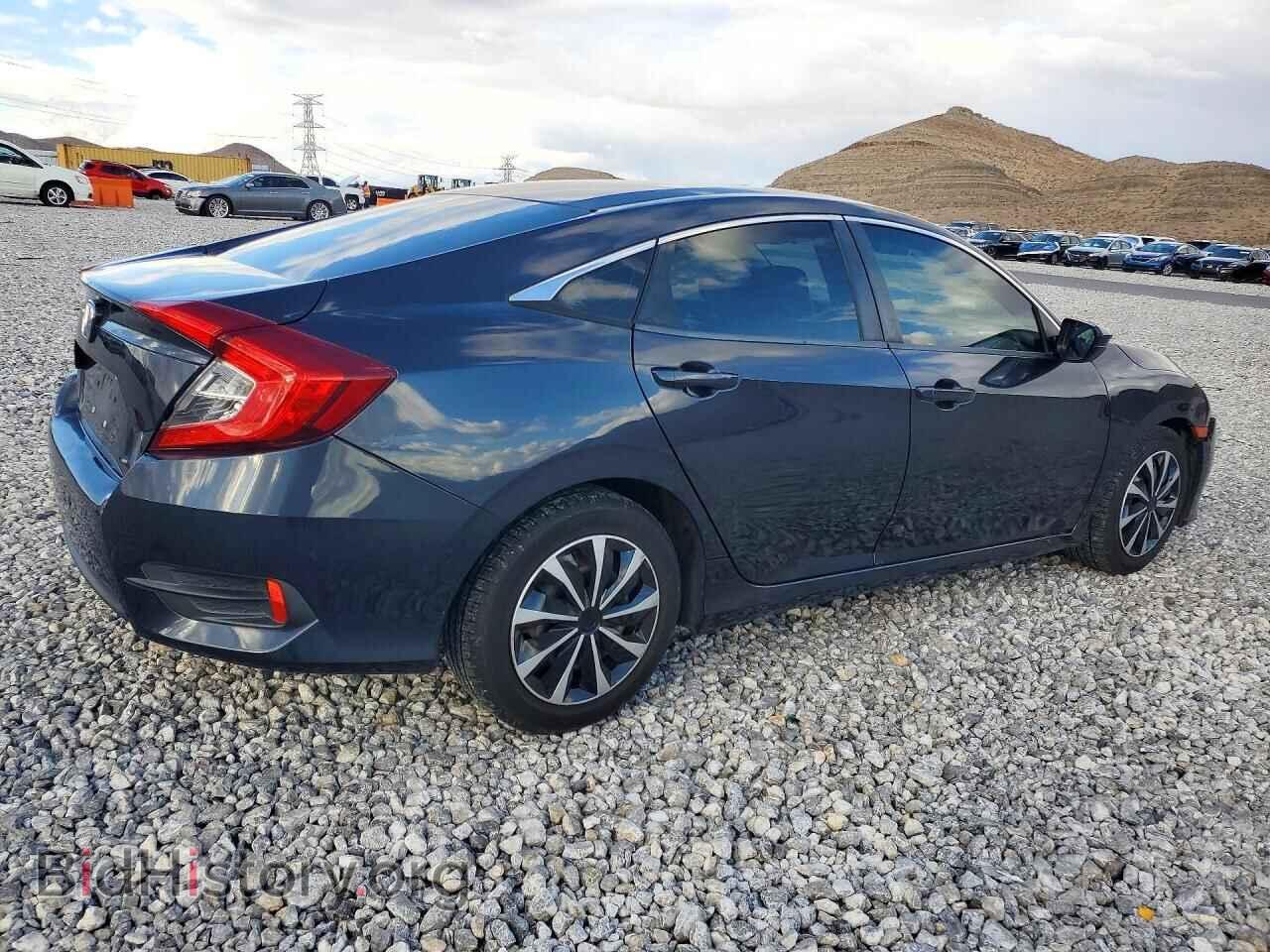 2017 HONDA CIVIC - VIN: 19XFC2F57HE078620 - Фото 3