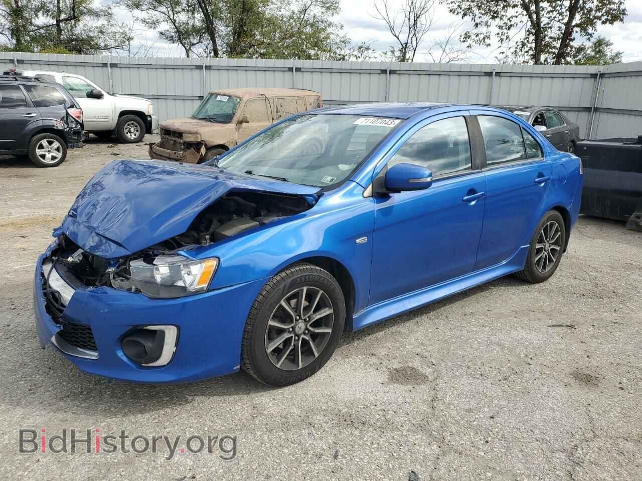 Photo JA32V2FW2HU009464 - MITSUBISHI LANCER 2017
