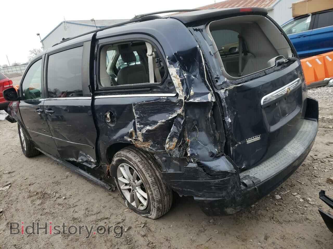 2008 CHRYSLER MINIVAN - VIN: 2A8HR54P68R823426 - Фото 2