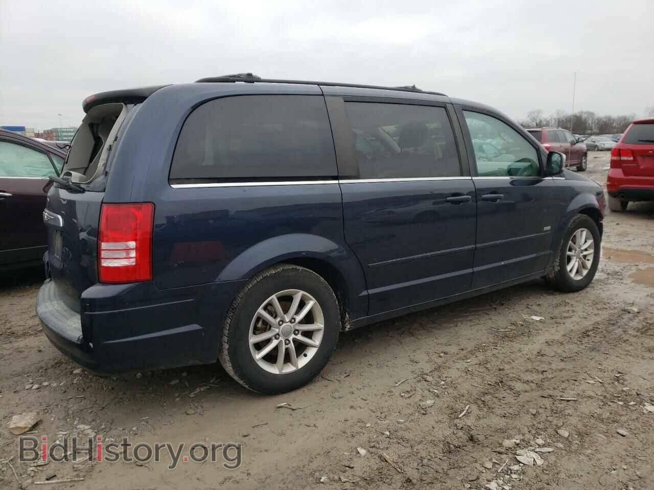 2008 CHRYSLER MINIVAN - VIN: 2A8HR54P68R823426 - Фото 3