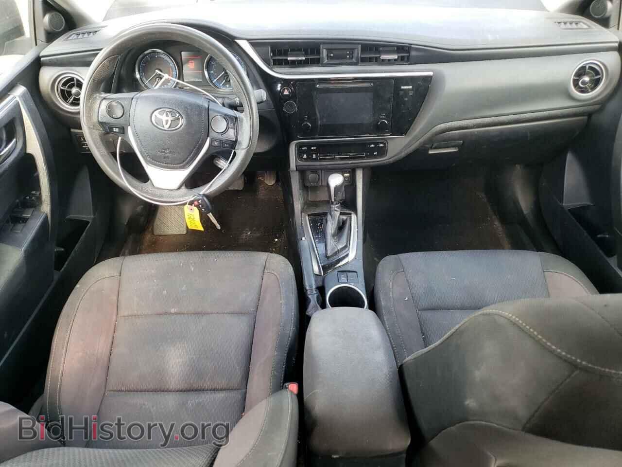 2017 TOYOTA COROLLA - VIN: 2T1BURHE2HC796558 - Фото 8