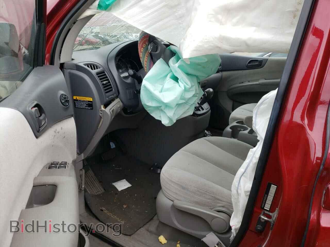 2007 KIA All Models - VIN: KNDMB233676181240 - Фото 7