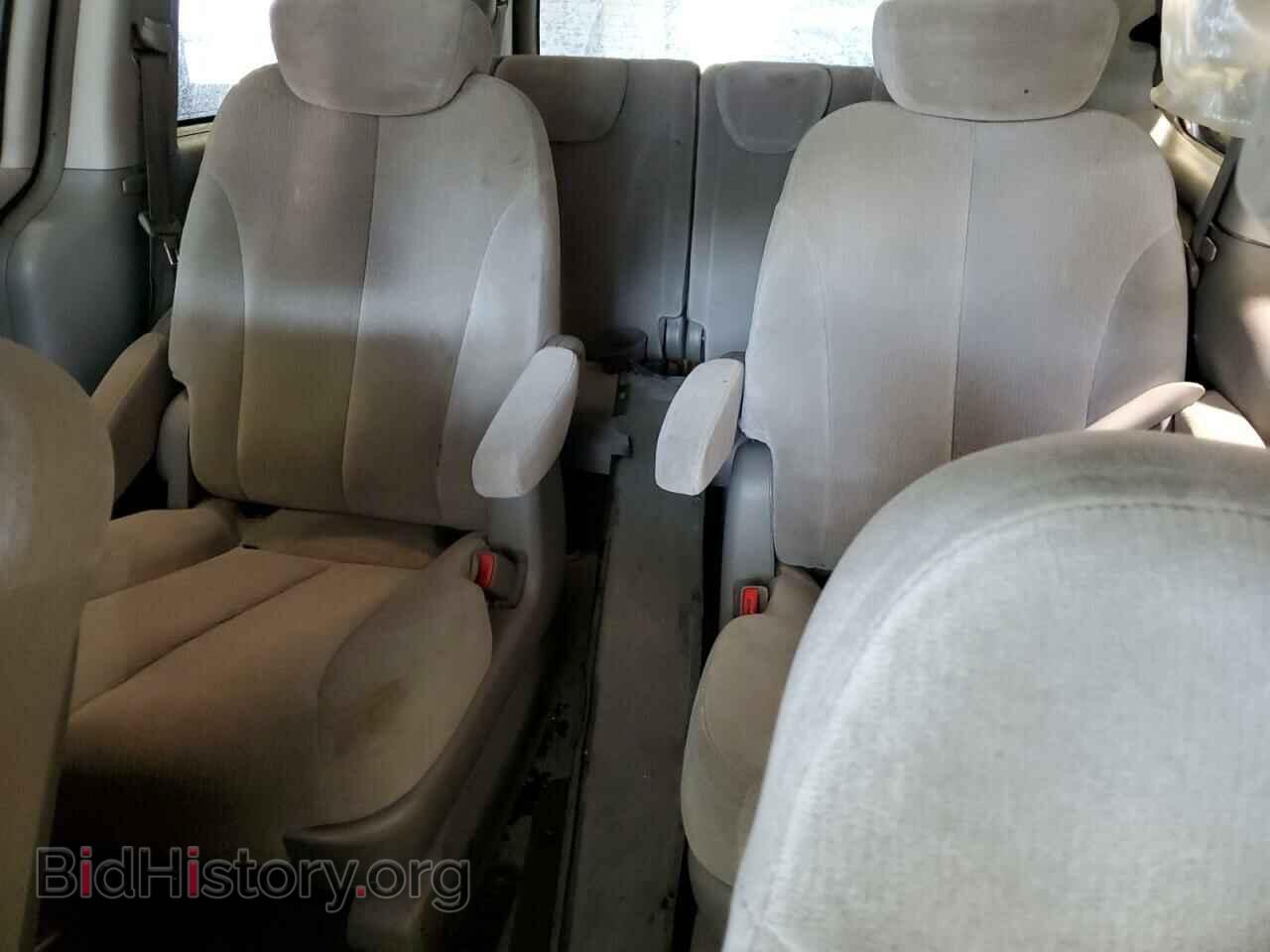 2007 KIA All Models - VIN: KNDMB233676181240 - Фото 10