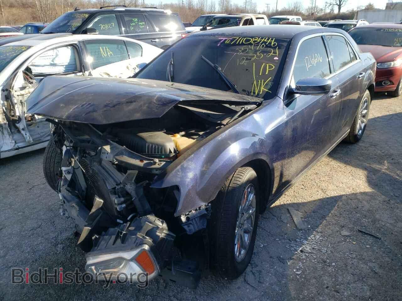 2012 CHRYSLER 300 - VIN: 2C3CCACG0CH166526 - Фото 2