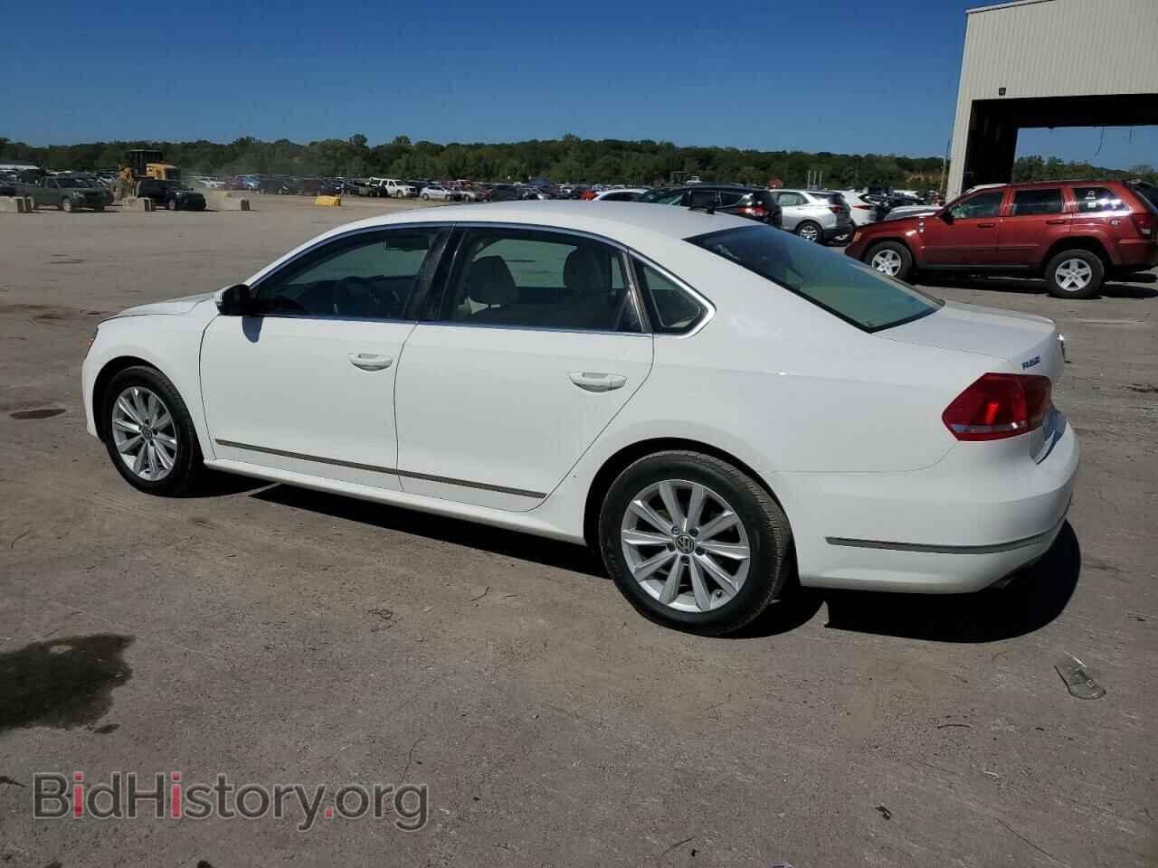 2013 VOLKSWAGEN PASSAT - VIN: 1VWCH7A35DC071249 - Фото 2