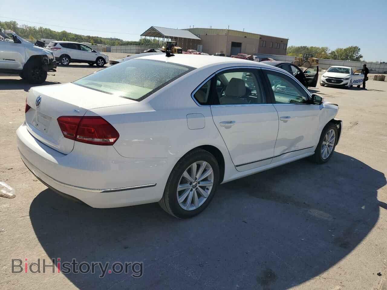 2013 VOLKSWAGEN PASSAT - VIN: 1VWCH7A35DC071249 - Фото 3
