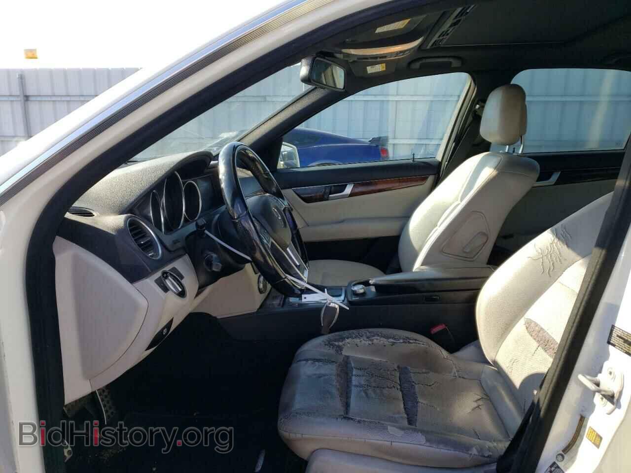 2012 MERCEDES-BENZ C-CLASS - VIN: WDDGF4HB1CA621990 - Фото 7