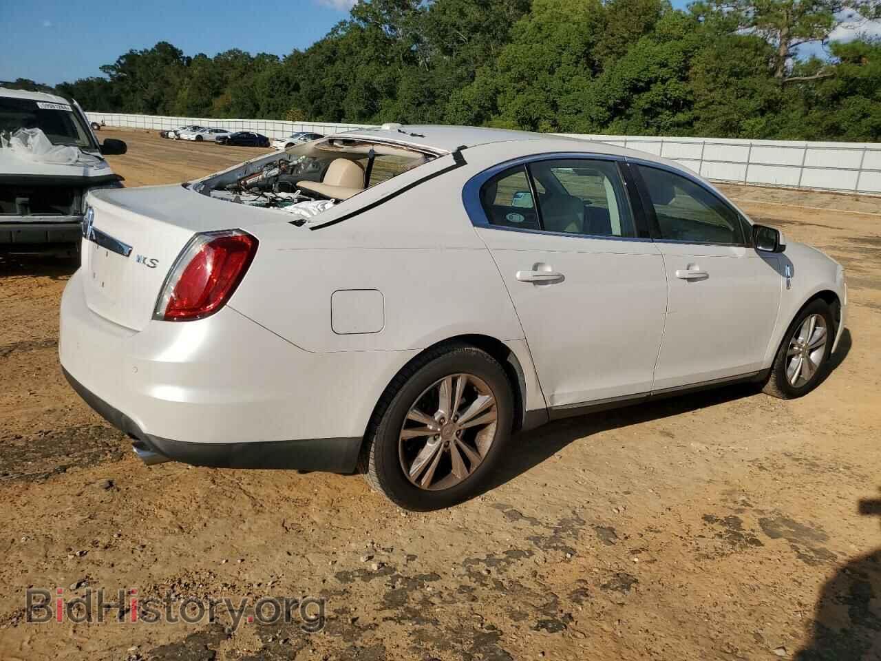 2011 LINCOLN MKS - VIN: 1LNHL9DR3BG611296 - Фото 3