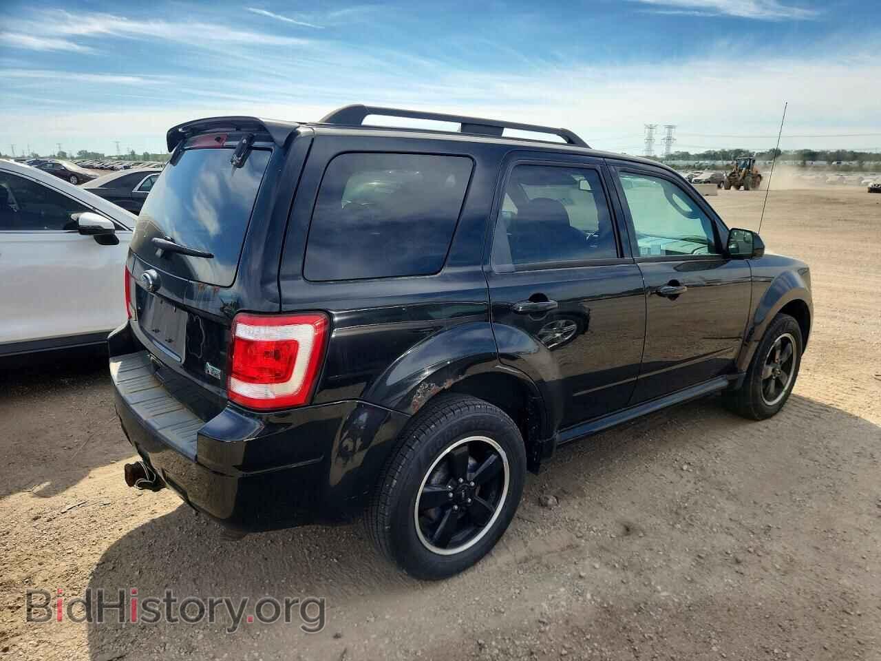 2010 FORD ESCAPE - VIN: 1FMCU0DG7AKD05814 - Photo 3