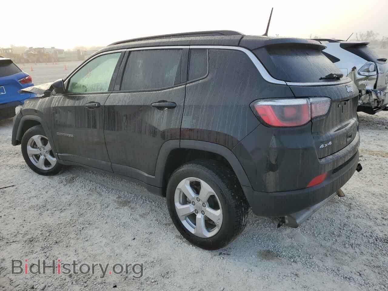 2018 JEEP COMPASS - VIN: 3C4NJDBB1JT350668 - Фото 2