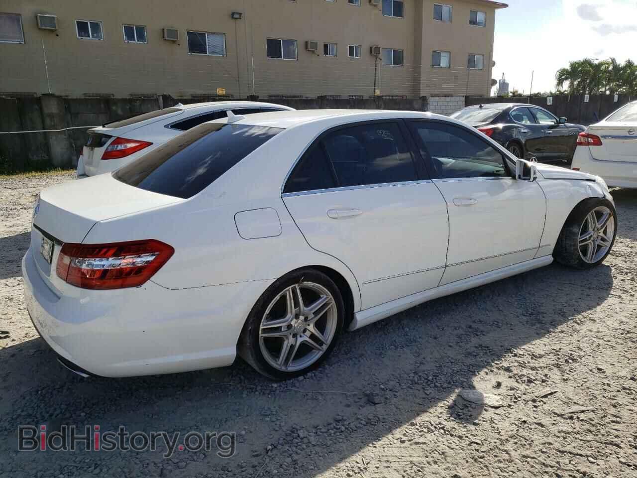 2013 MERCEDES-BENZ E-CLASS - VIN: WDDHF5KB5DA704181 - Фото 3