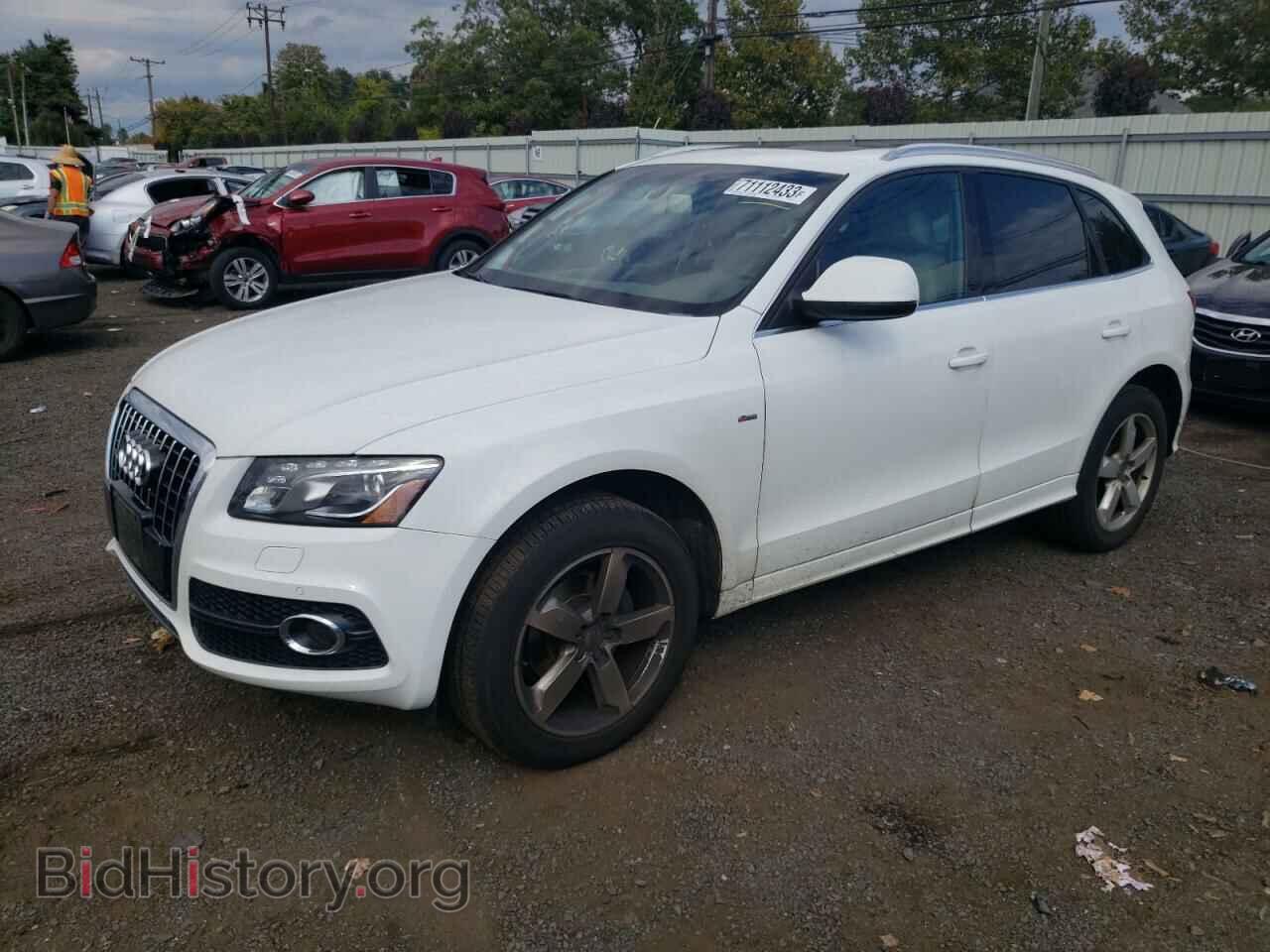 Фотография WA1DKAFP7BA093175 - AUDI Q5 2011
