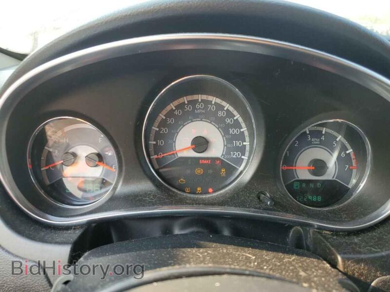 2013 Chrysler 200 (VIN 1C3CCBBB3DN631708) — photo 9 of 12