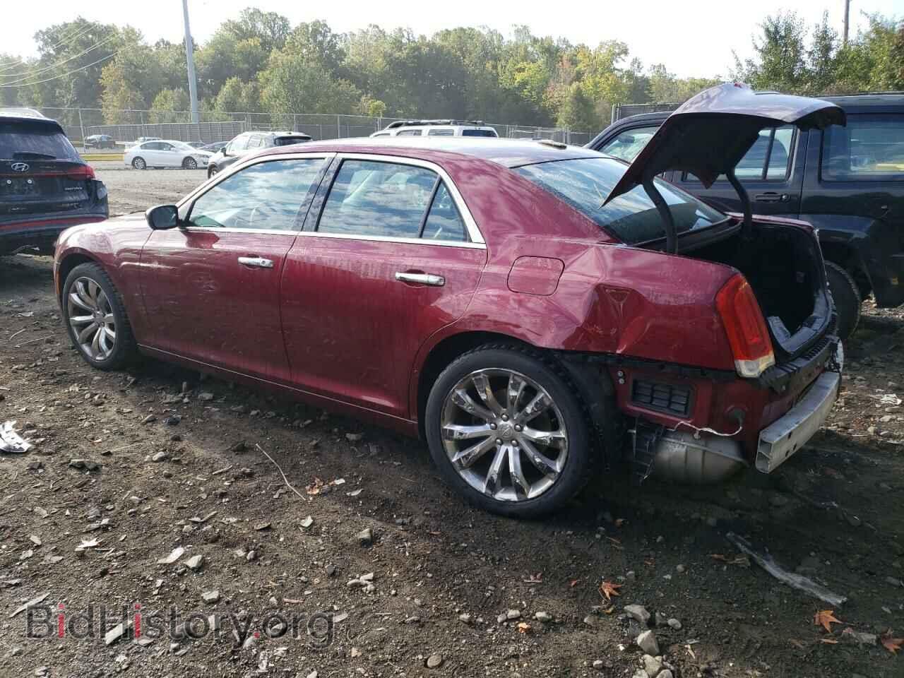2019 CHRYSLER 300 - VIN: 2C3CCAEG1KH536586 - Фото 2