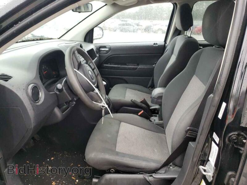 2012 Jeep COMPASS (VIN 1C4NJDBB2CD621178) — photo 7 of 13