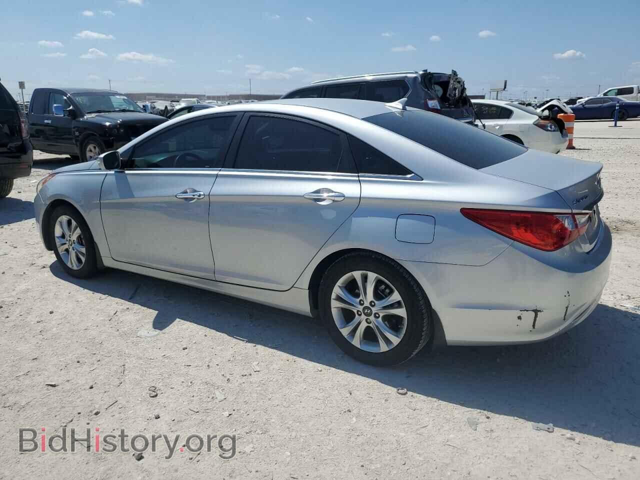 2011 HYUNDAI SONATA - VIN: 5NPEC4AC6BH182273 - Фото 2
