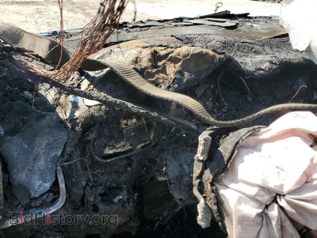 2015 AUDI Q7 - VIN: WA1LGAFE4FD023889 - Фото 9