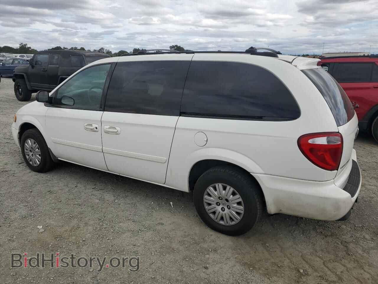 2006 CHRYSLER MINIVAN - VIN: 2A4GP44R06R690108 - Фото 2