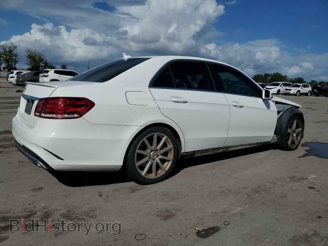 2014 MERCEDES-BENZ E-CLASS - VIN: WDDHF5KB2EA885175 - Photo 3