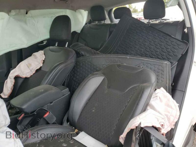 2021 Jeep COMPASS (VIN 3C4NJDBB4MT565868) — фото 10 из 13