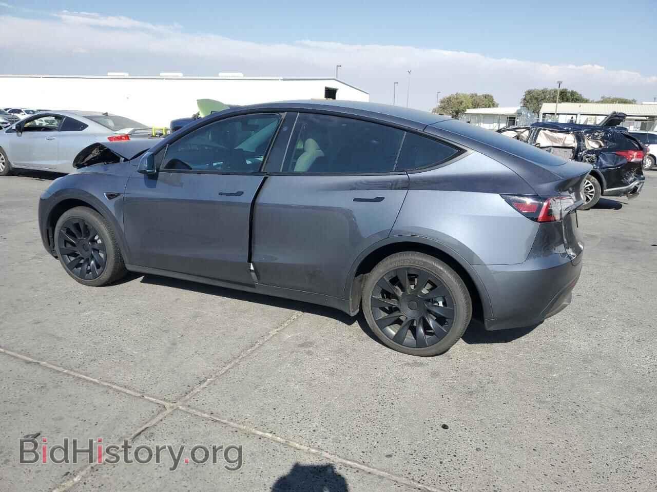 2023 TESLA MODEL Y - VIN: 7SAYGDEE7PF948274 - Фото 2