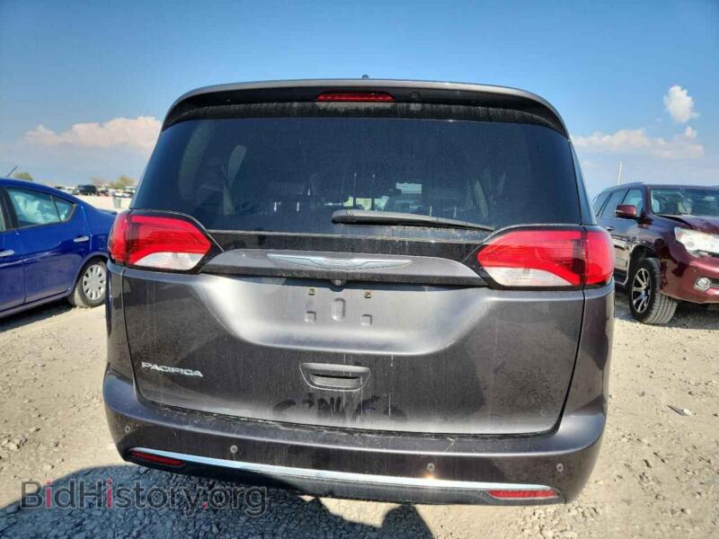 2017 Chrysler PACIFICA (VIN 2C4RC1BG4HR526406) — фото 6 из 13