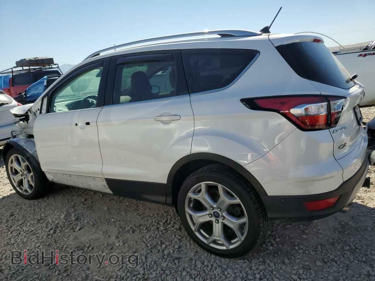 2018 FORD ESCAPE - VIN: 1FMCU9J96JUA55772 - Фото 2