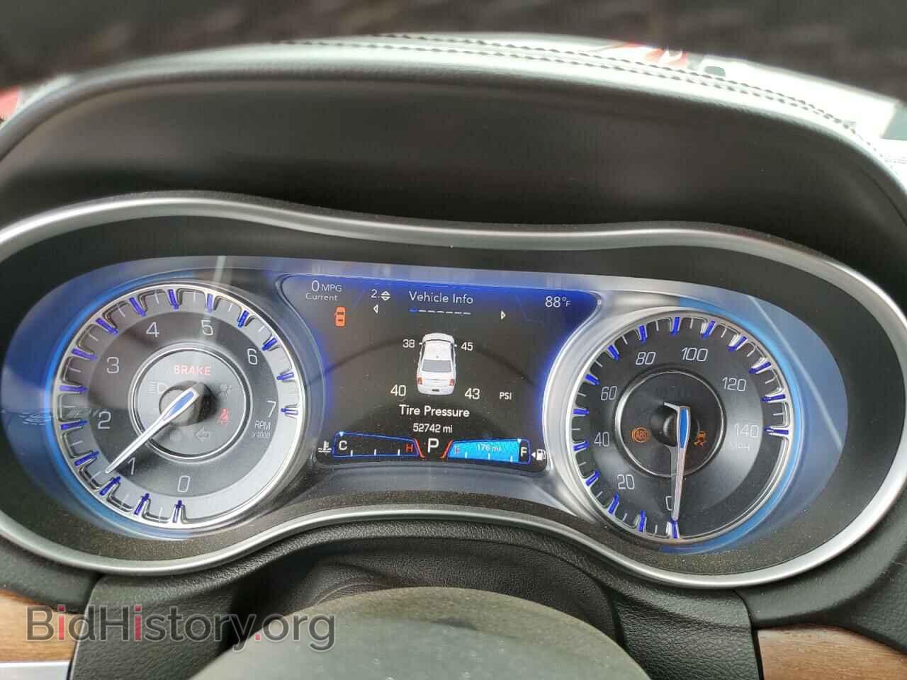 2015 CHRYSLER 300 - VIN: 2C3CCAPG5FH838157 - Фото 9