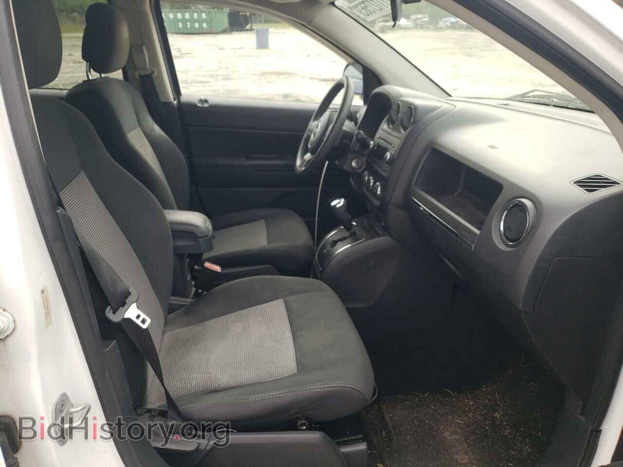 2011 JEEP COMPASS - VIN: 1J4NT1FA7BD139812 - Photo 5