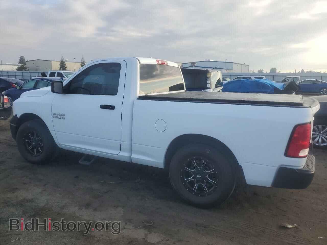2017 RAM 1500 - VIN: 3C6JR6AG7HG776942 - Фото 2