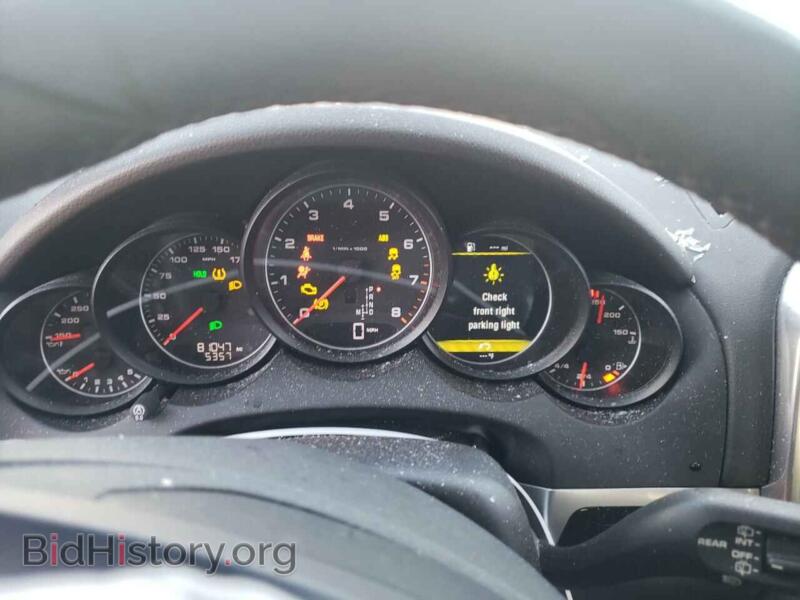 2014 Porsche CAYENNE (VIN WP1AA2A26ELA04281) — photo 9 of 12