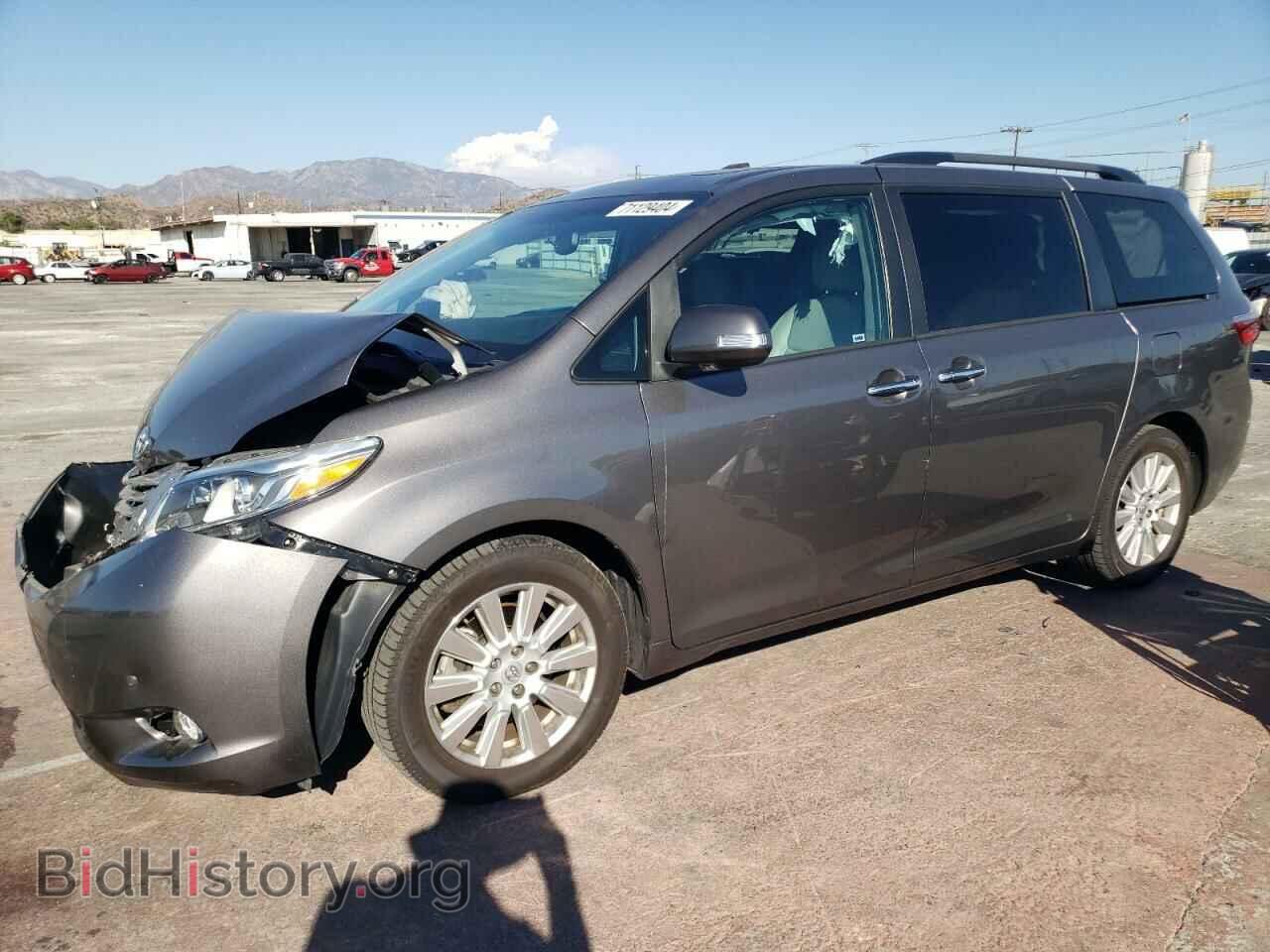 Photo 5TDYZ3DC3HS767378 - TOYOTA All Models 2017