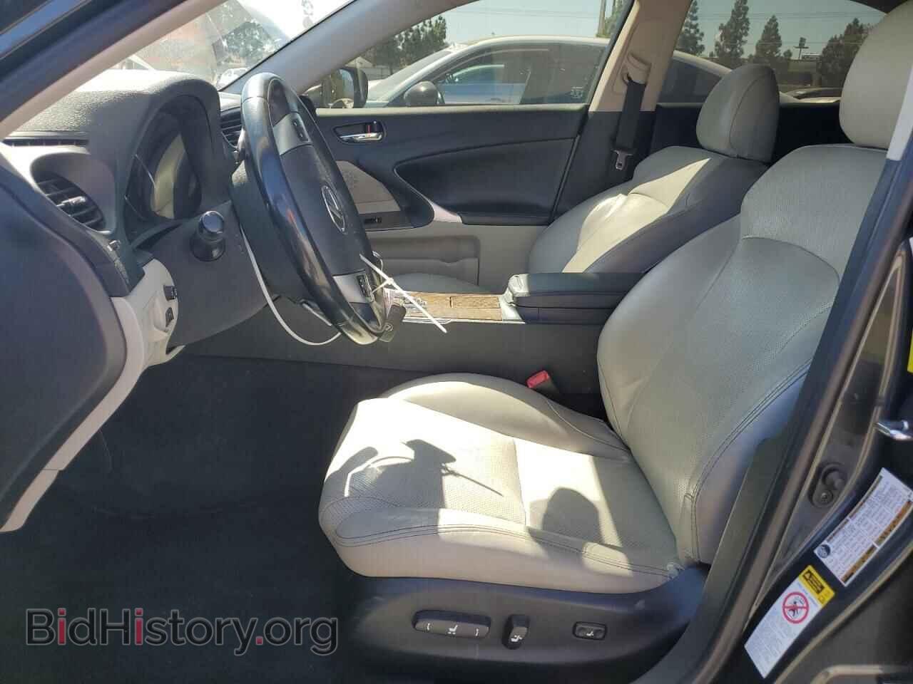 2011 LEXUS IS - VIN: JTHBF5C21B5135851 - Photo 7