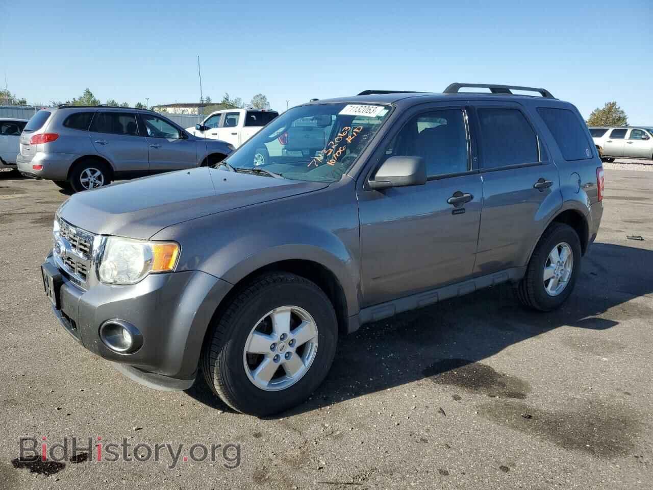 Photo 1FMCU9D75AKD07744 - FORD ESCAPE 2010